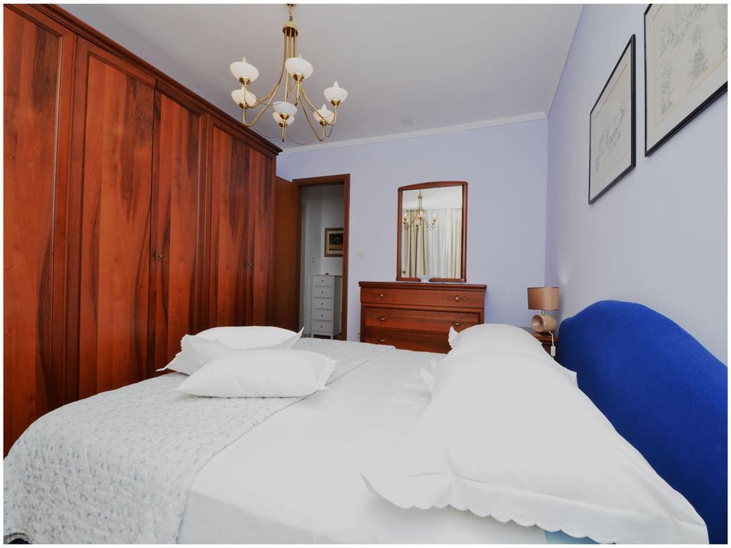 Apartment Laura Podstrana Rom bilde
